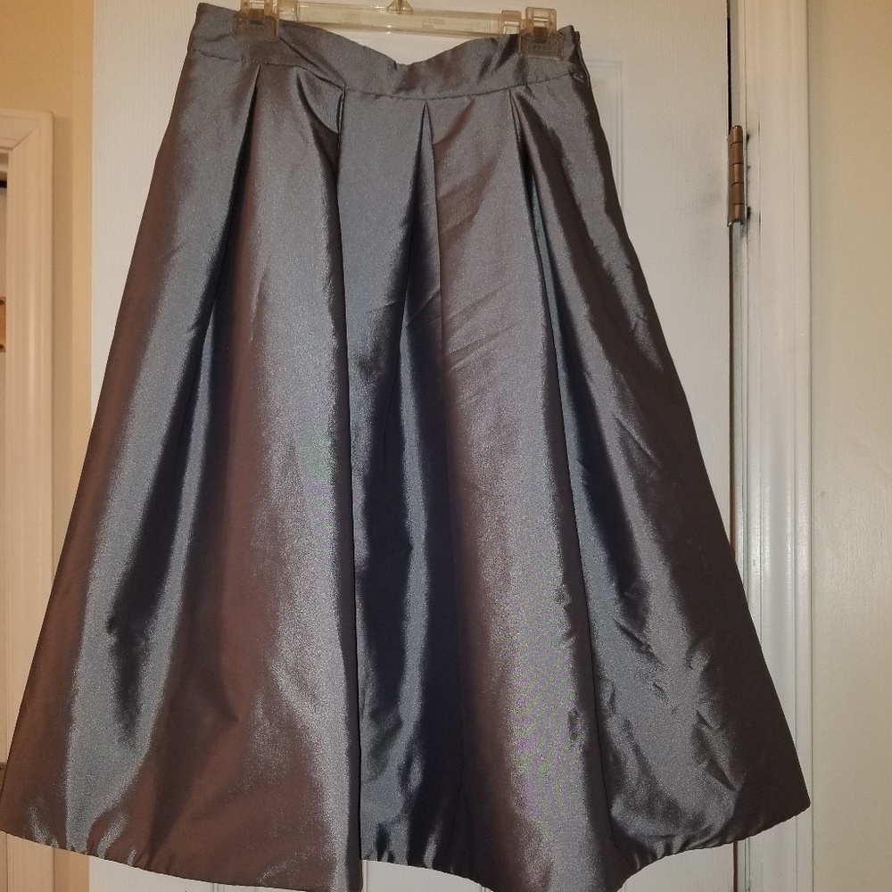 Taffeta Skirt (Silver) White House Black Market